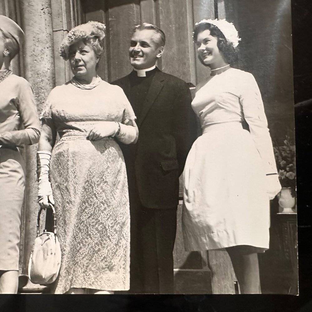 Vintage 1961 Swingin' Along Movie Pete Marshall Barbra Eden Connie Gilchrist Pho - Picture 8 of 13